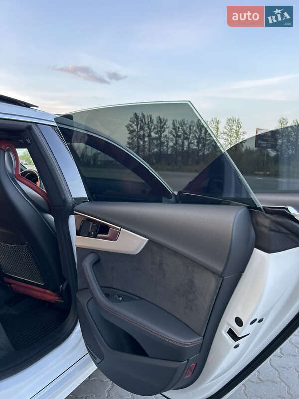 Лифтбек Audi S5 Sportback 2020 в Коломые