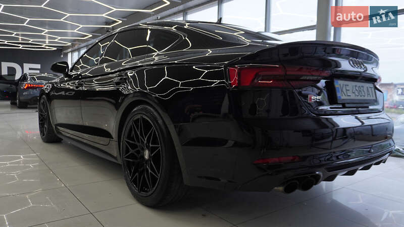 Лифтбек Audi S5 Sportback 2017 в Днепре