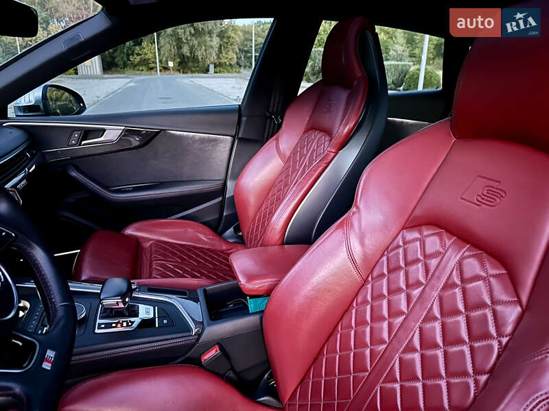 Купе Audi S5 Sportback 2018 в Днепре