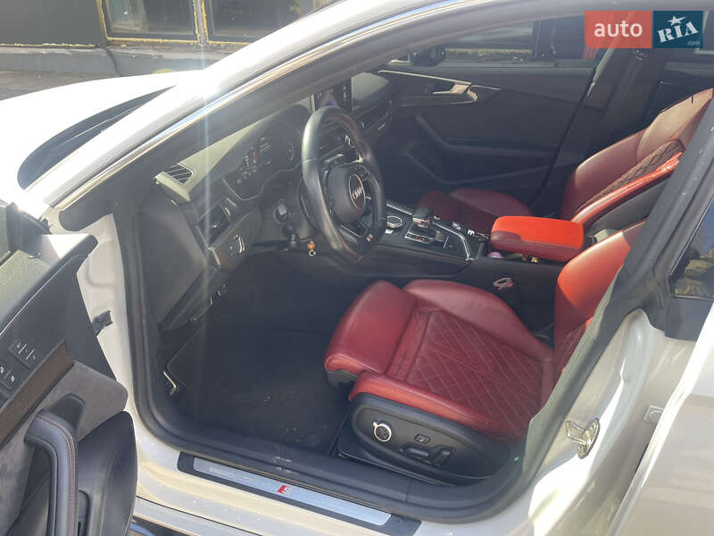 Лифтбек Audi S5 Sportback 2017 в Киеве фото 7 Лифтбек Audi S5 Sportback 2017 в Киеве