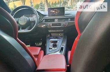 Седан Audi S5 2017 в 