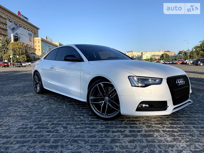 Купе Audi S5 2015 в Киеве