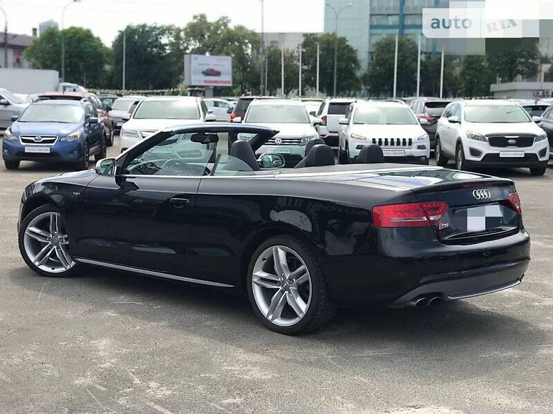 Кабриолет Audi S5 2012 в Киеве