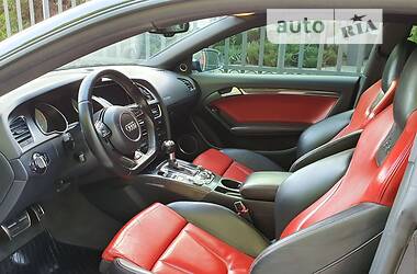 Купе Audi S5 2012 в Львове