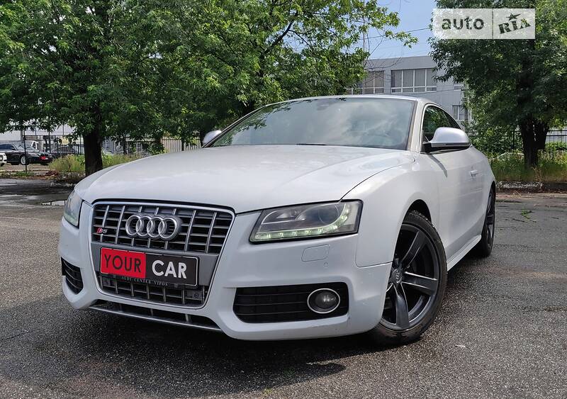 Купе Audi S5 2009 в Киеве