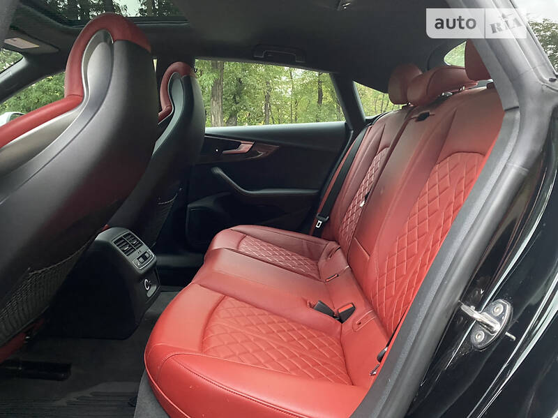 Купе Audi S5 2017 в Києві