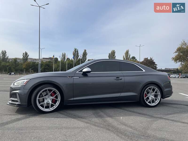 Купе Audi S5 2017 в Дніпрі