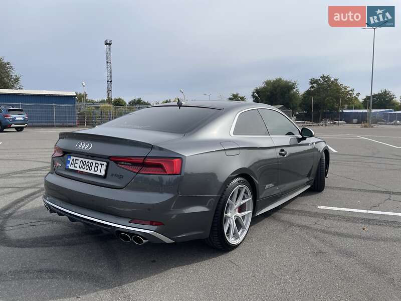 Купе Audi S5 2017 в Дніпрі
