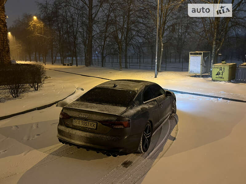 Купе Audi S5 2019 в Києві