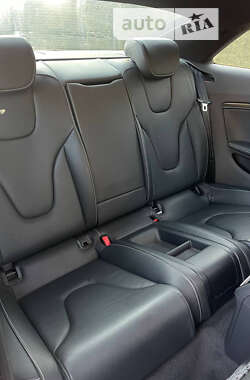 Купе Audi S5 2014 в Киеве