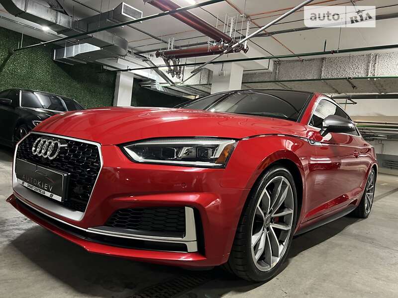 Купе Audi S5 2017 в Киеве