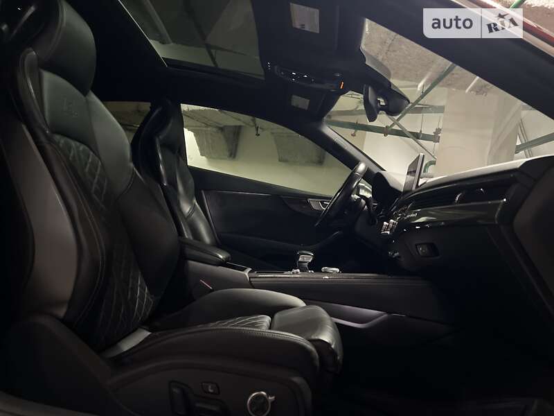 Купе Audi S5 2017 в Киеве