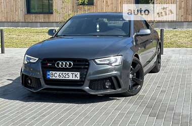 Купе Audi S5 2015 в Львові