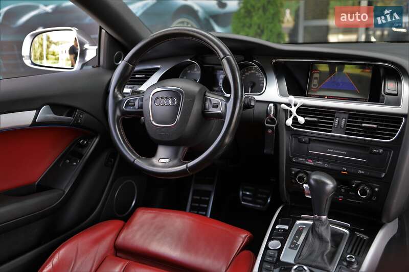 Купе Audi S5 2010 в Харькове