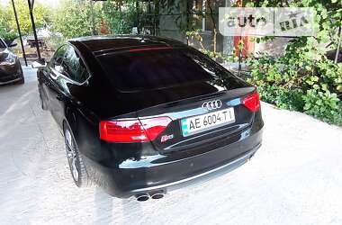 Купе Audi S5 2011 в Запоріжжі