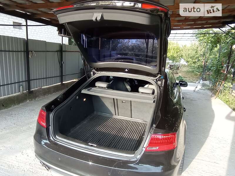 Купе Audi S5 2011 в Запоріжжі