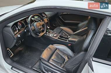 Купе Audi S5 2013 в 