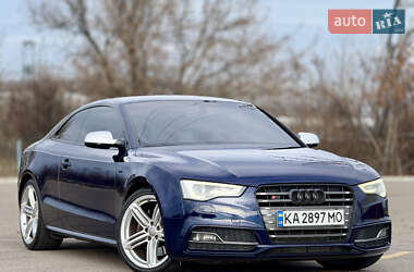 Купе Audi S5 2012 в Києві