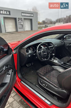 Купе Audi S5 2012 в Києві