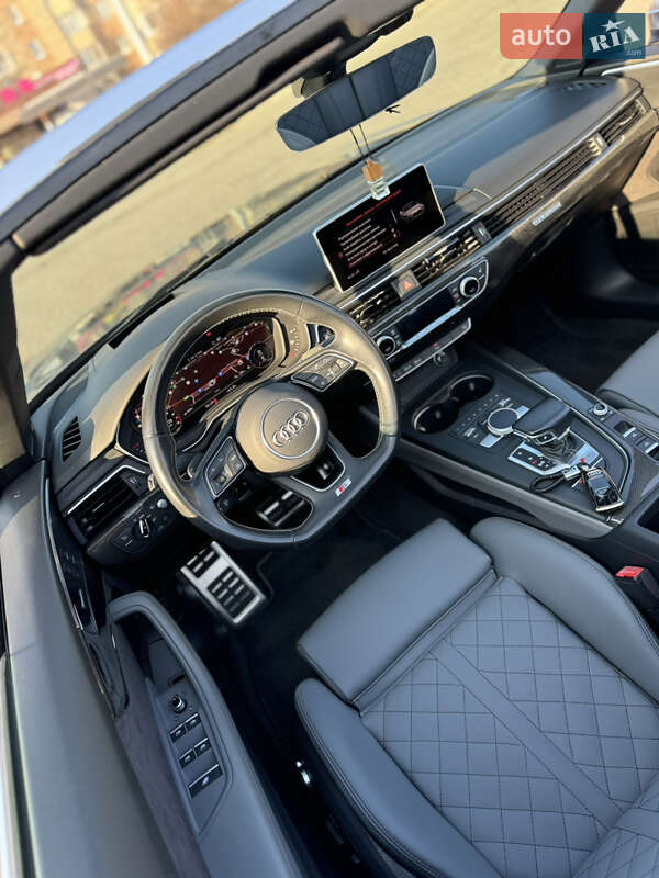 Кабриолет Audi S5 2017 в Тернополе
