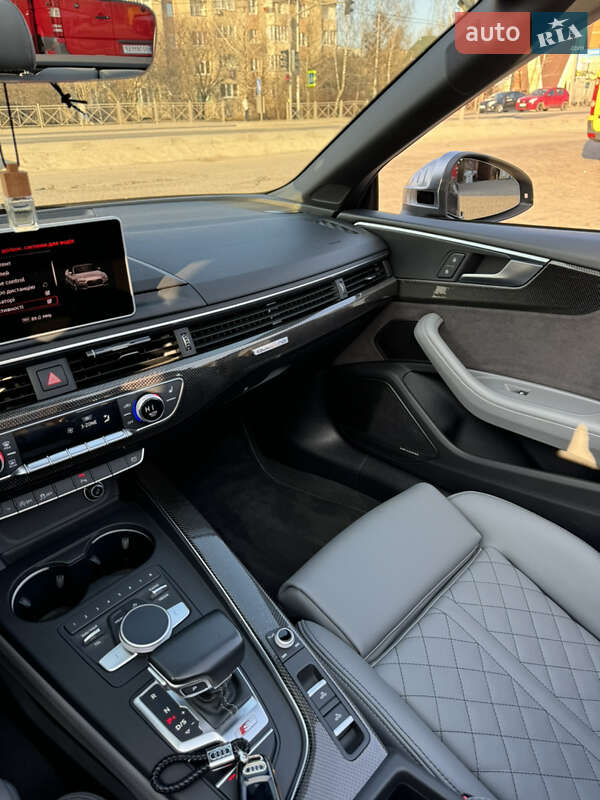 Кабриолет Audi S5 2017 в Тернополе