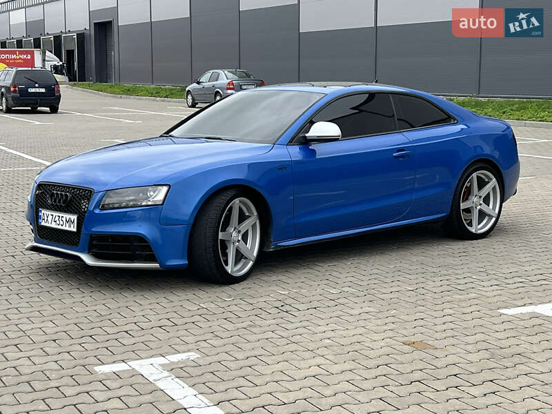 Купе Audi S5 2009 в Ивано-Франковске