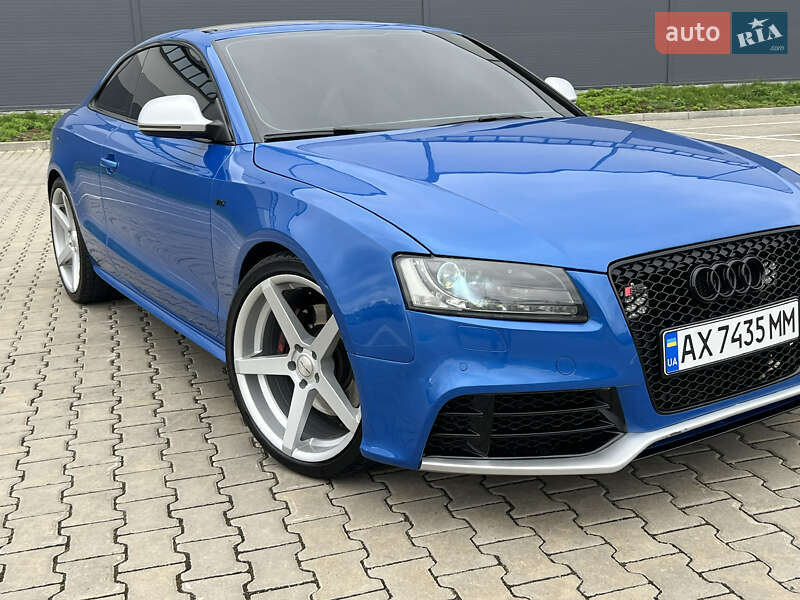 Купе Audi S5 2009 в Ивано-Франковске