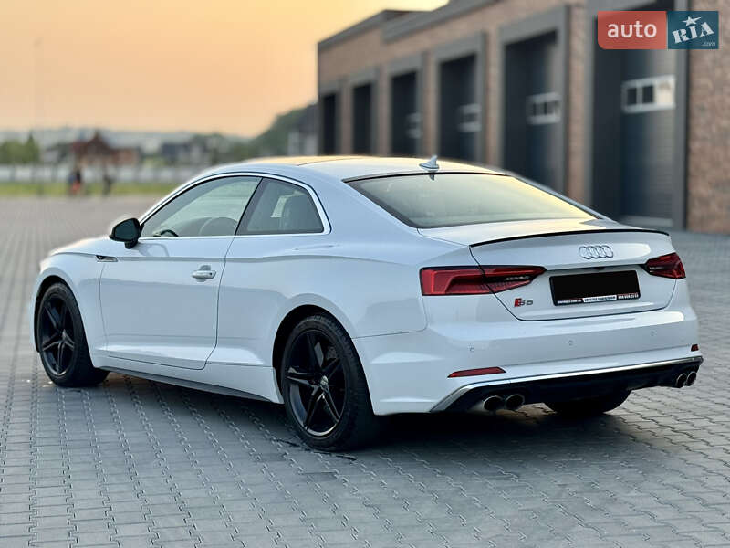 Купе Audi S5 2018 в Черновцах