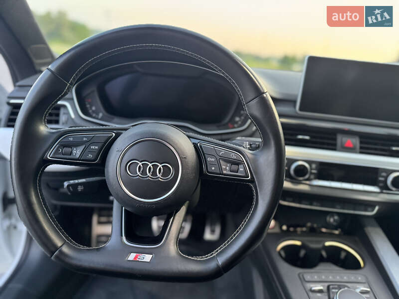 Купе Audi S5 2018 в Черновцах
