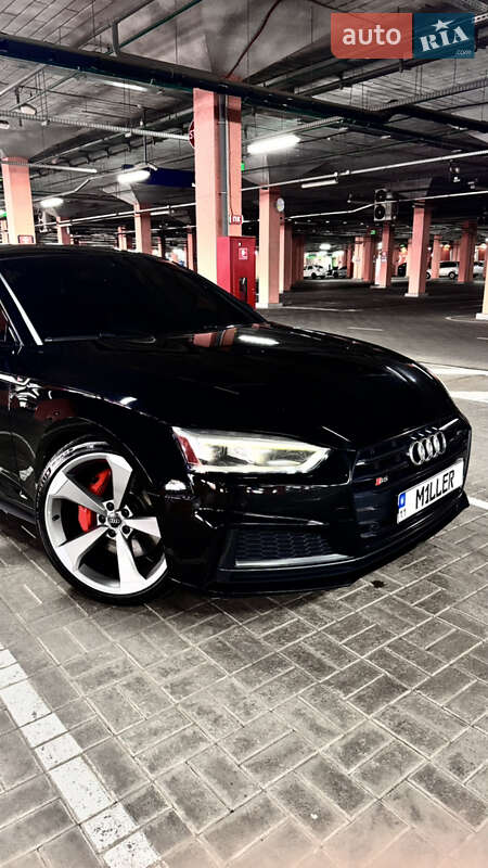 Купе Audi S5 2019 в Киеве