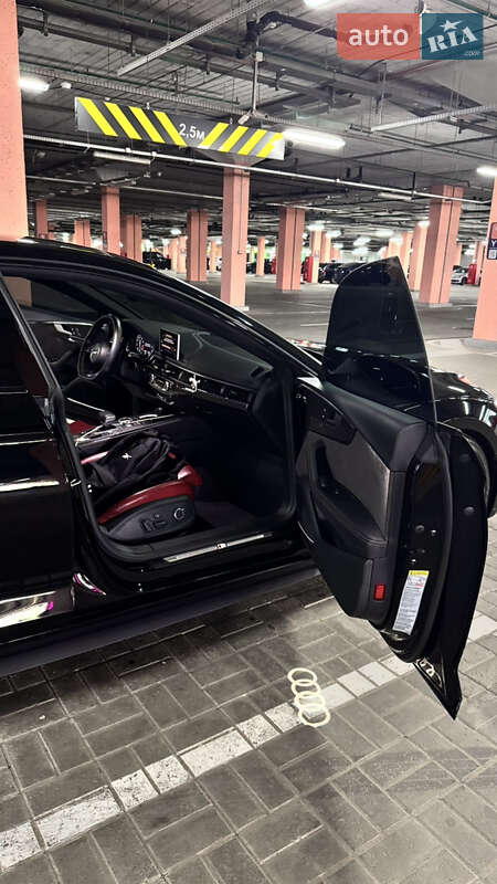 Купе Audi S5 2019 в Киеве