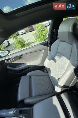 Купе Audi S5 2022 в 