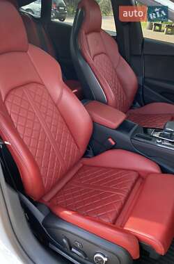 Лифтбек Audi S5 2024 в 