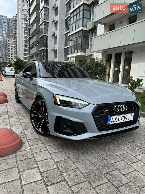Купе Audi S5 2021 в Киеве