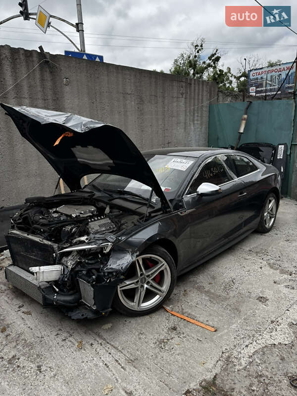 Купе Audi S5 2019 в 