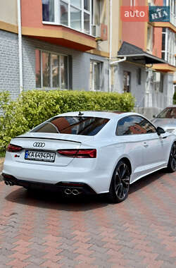 Купе Audi S5 2022 в 