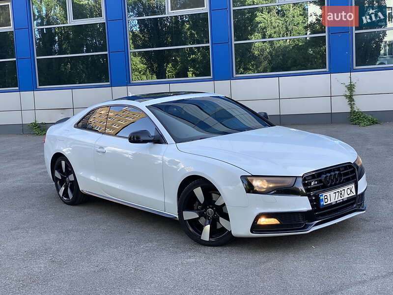 Купе Audi S5 2013 в 