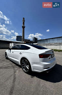 Купе Audi S5 2017 в 