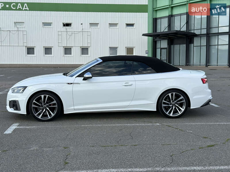 Кабріолет Audi S5 2022 в Києві