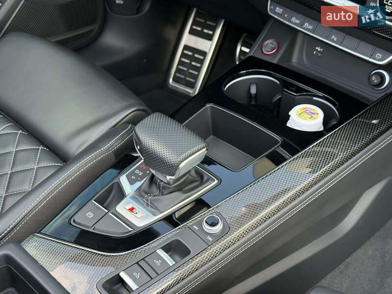 Кабріолет Audi S5 2022 в Києві