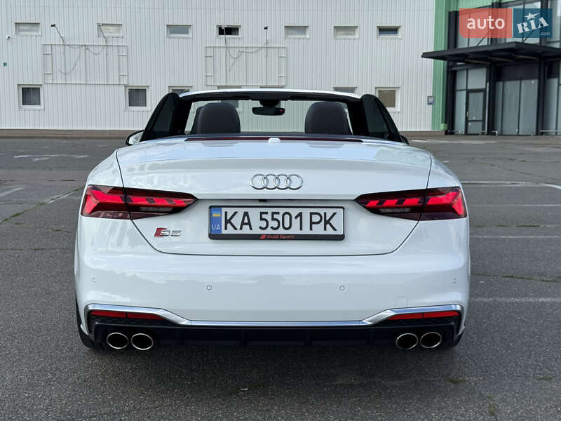 Кабріолет Audi S5 2022 в Києві