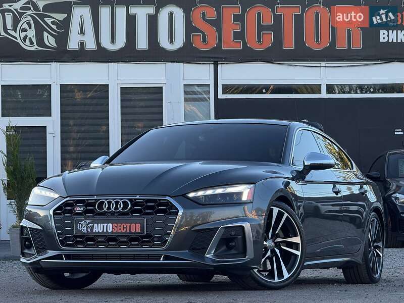 Купе Audi S5 2022 в 