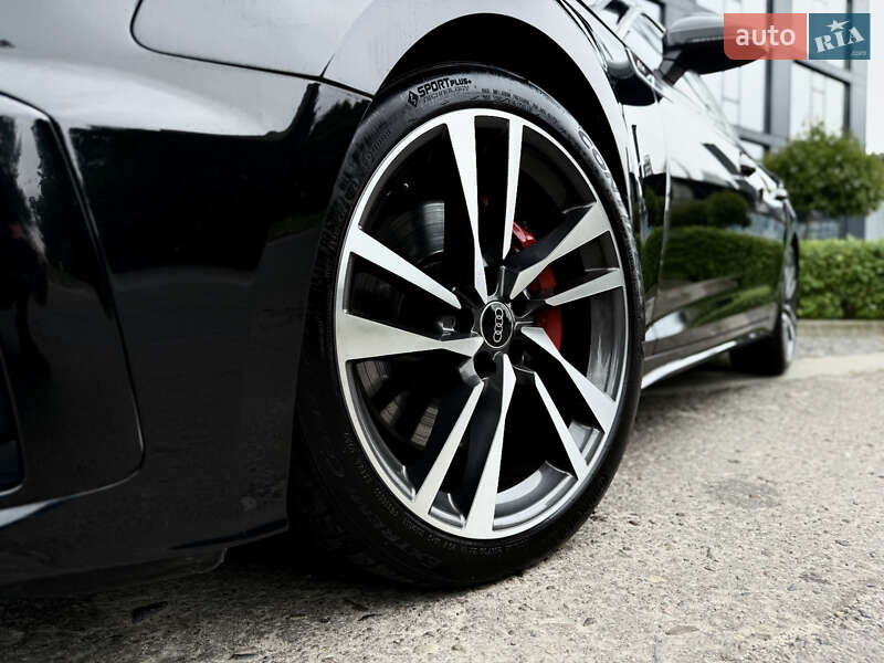 Купе Audi S5 2022 в Львове