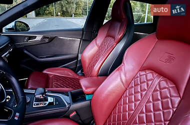 Купе Audi S5 2018 в 