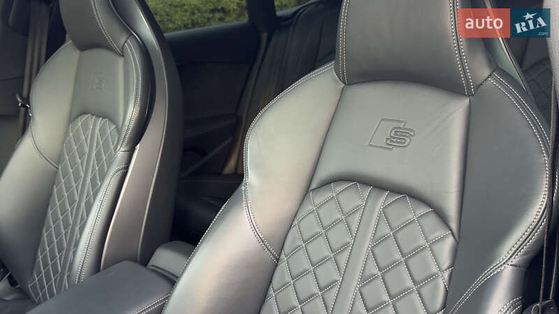 Купе Audi S5 2022 в Днепре