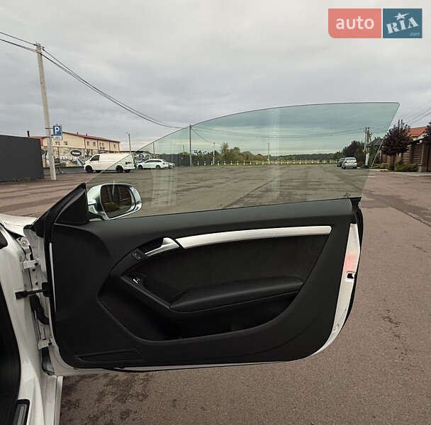 Купе Audi S5 2012 в Киеве