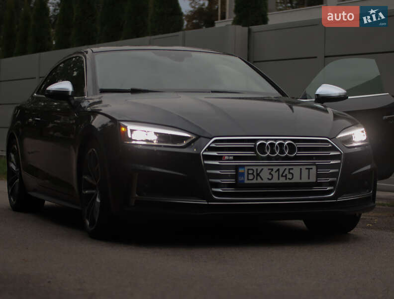 Купе Audi S5 2017 в Киеве Купе Audi S5 2017 в Киеве