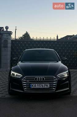 Купе Audi S5 2017 в Киеве