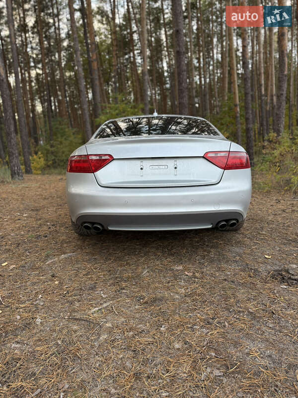 Купе Audi S5 2008 в Киеве