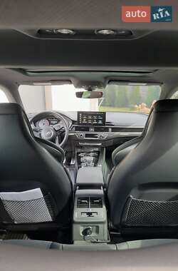 Купе Audi S5 2022 в 